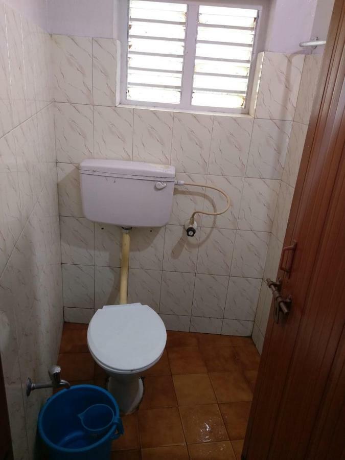 Anandan Tourist Home Varkala Esterno foto
