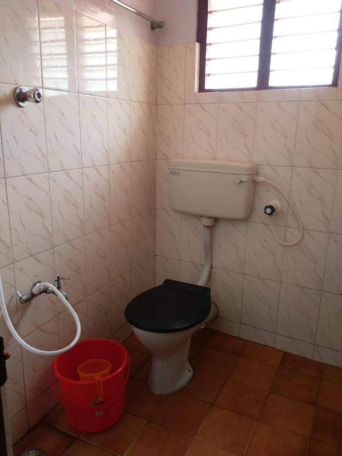 Anandan Tourist Home Varkala Esterno foto